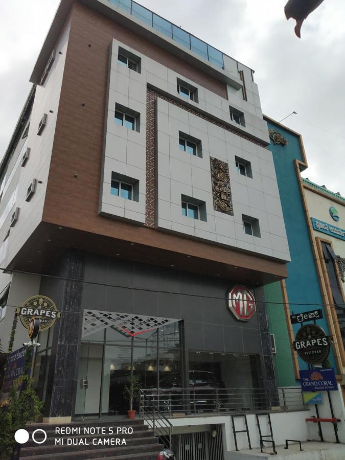 The Grand Coral Hotel บังกาลอร์ ภายนอก รูปภาพ